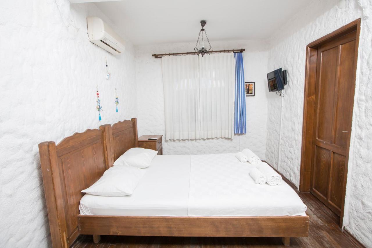 Bed and Breakfast Ala Baykus Alaçatı Esterno foto
