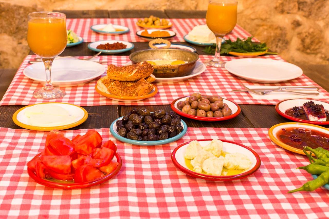 Bed and Breakfast Ala Baykus Alaçatı Esterno foto