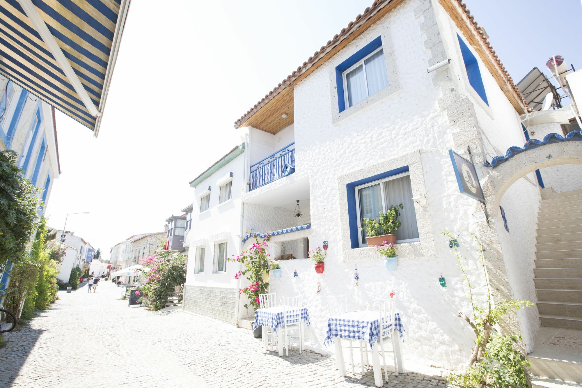 Bed and Breakfast Ala Baykus Alaçatı Esterno foto